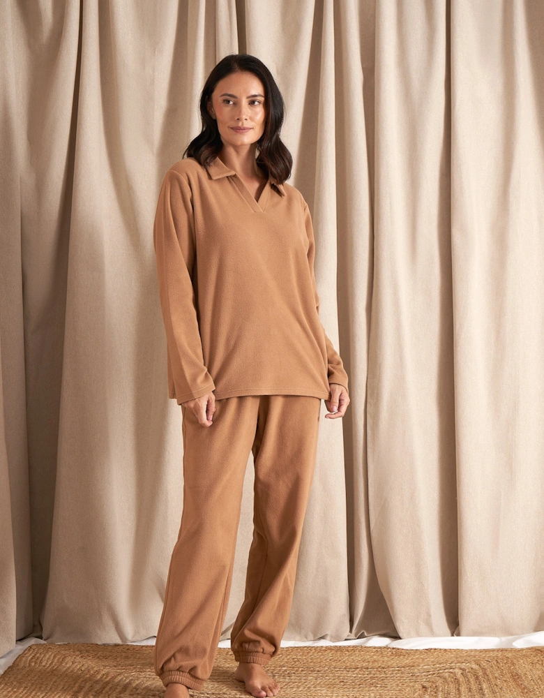 Fleece Lounge Set in Tan