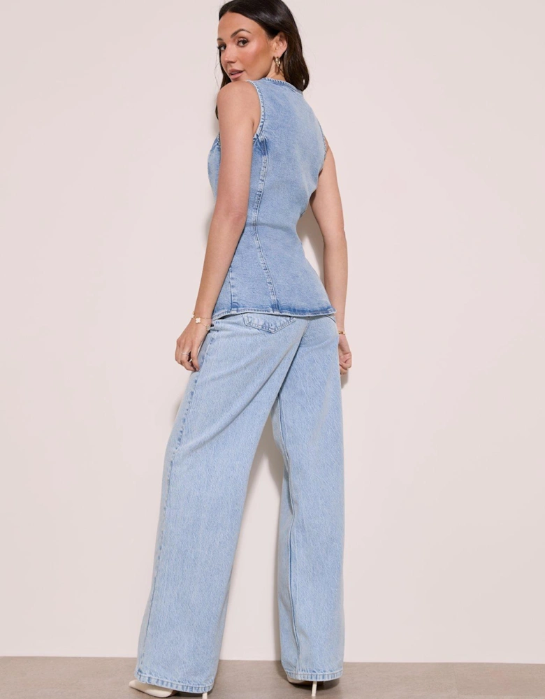 Wide Leg Jeans - Light Wash