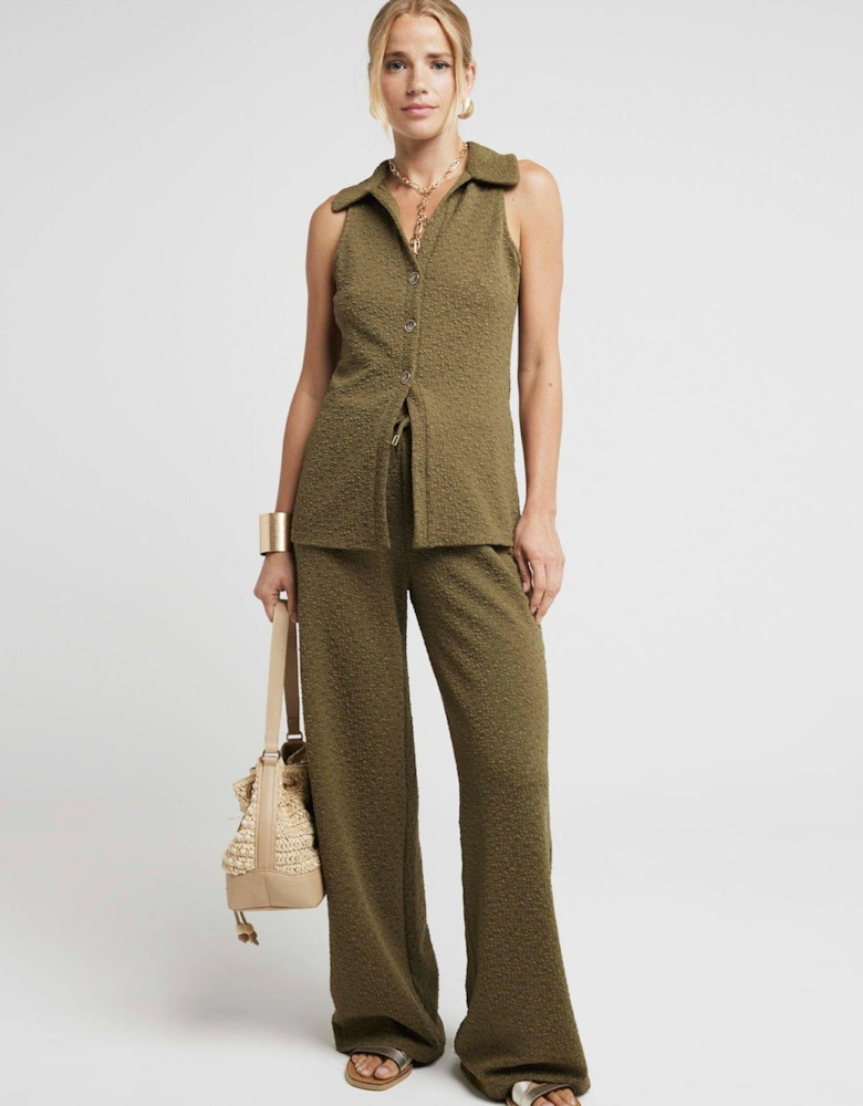 Textured Sleeveless Shirt - Khaki