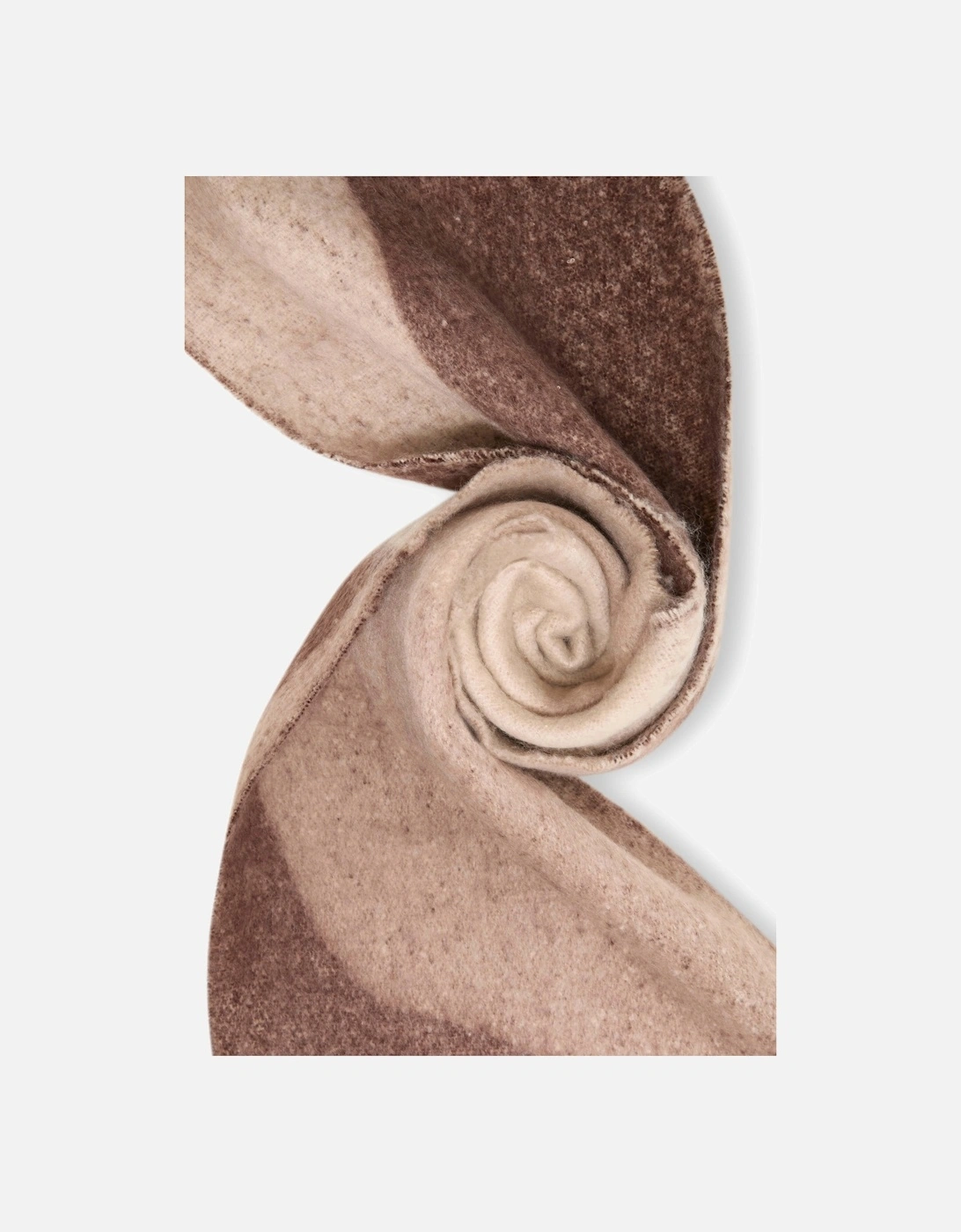 Wave Detail Brown Scarf