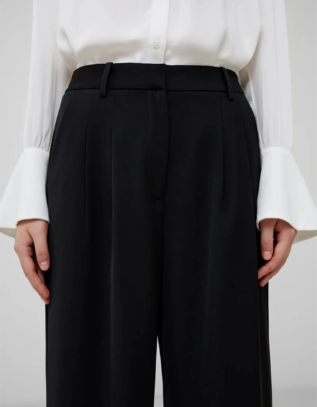 Harrie Tailored Trouser Blackout