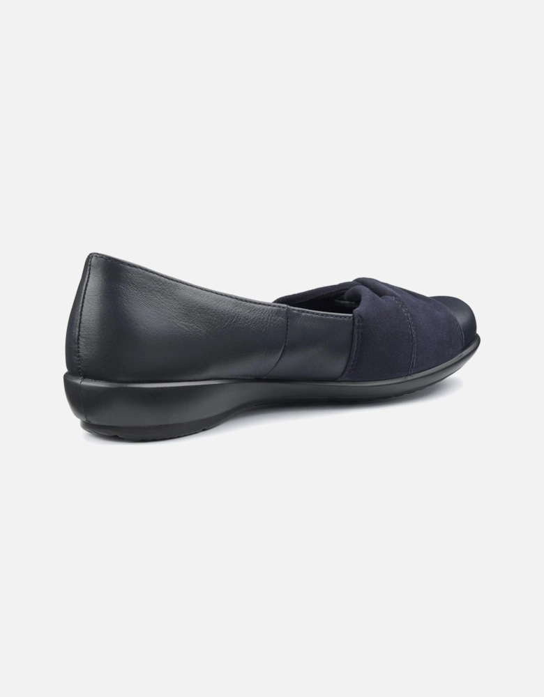 Lark Womens Casual Shoes
