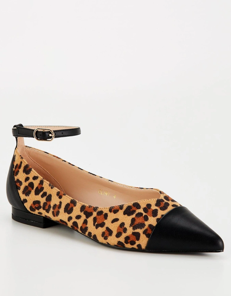 Oliny Pointed Toe Flat Shoe - Leopard/black