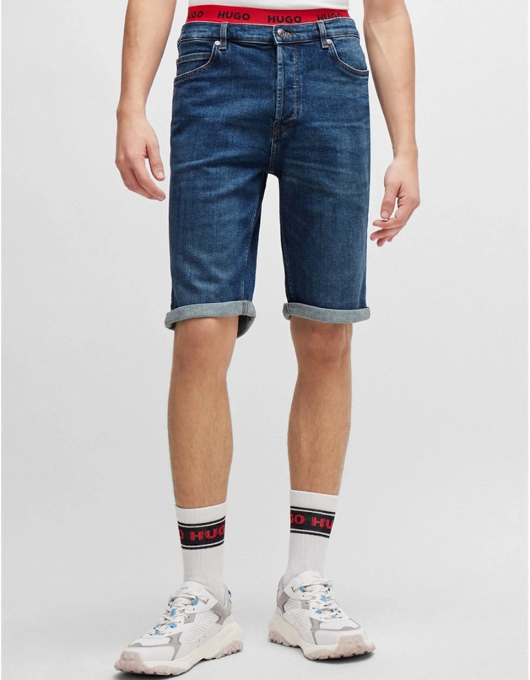 634/S Tapered-Fit Jean Shorts