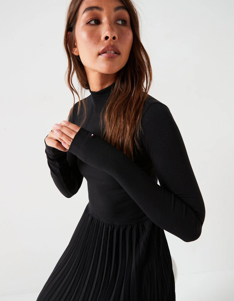 Pleated Long Sleeve Dress - Black