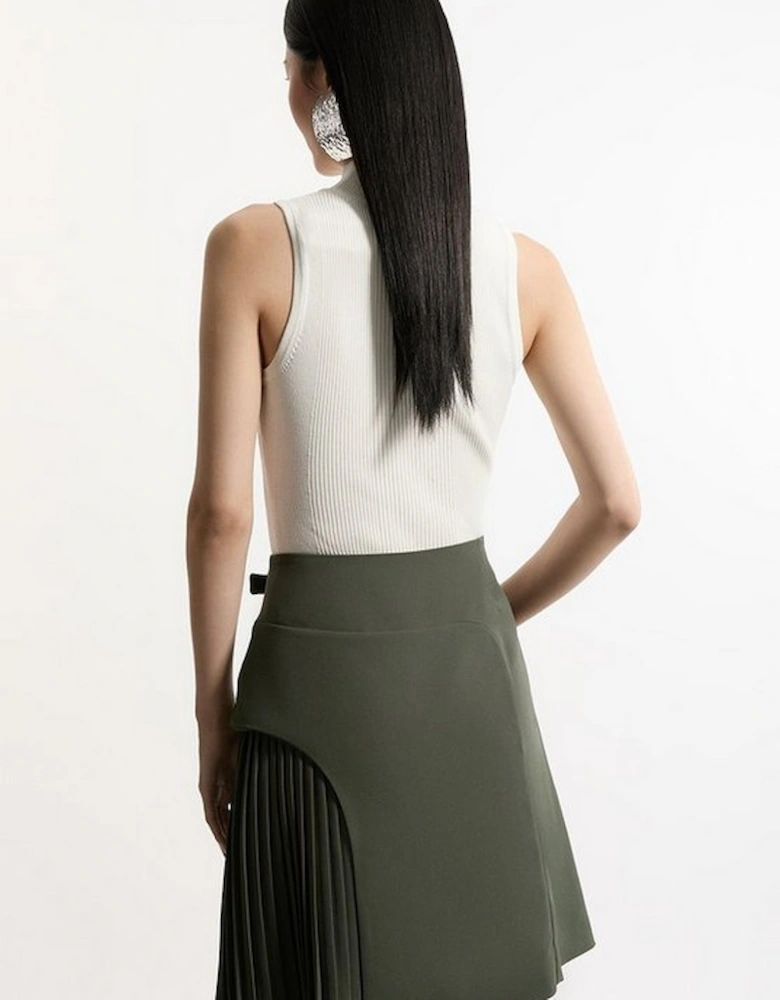 Tailored Buckle Detail Pleated Mini Skirt