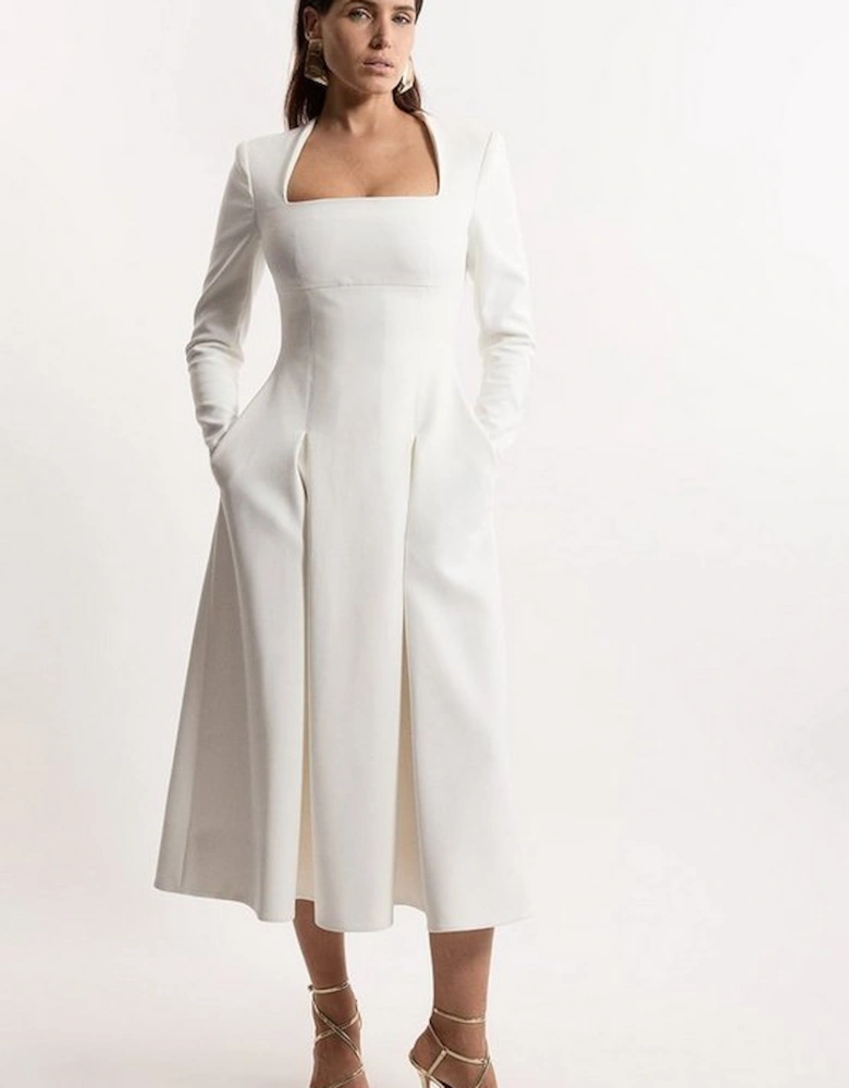 Clean Tailored Sweetheart Neckline Midi Dress