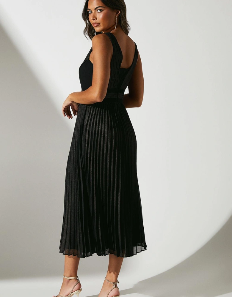 All Over Pleated Sleeveless Metallic Midi Dress