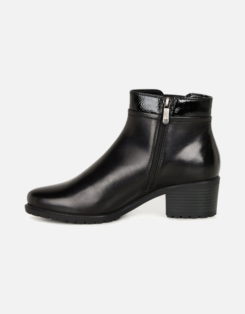 Zoya 16 Womens Ankle Boots