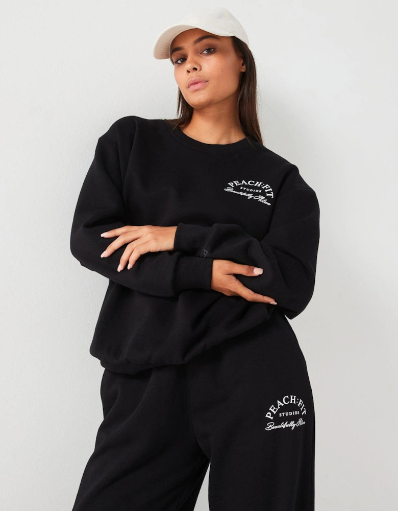 Womens Beautifully Active Oversized Sweatshirt - Black