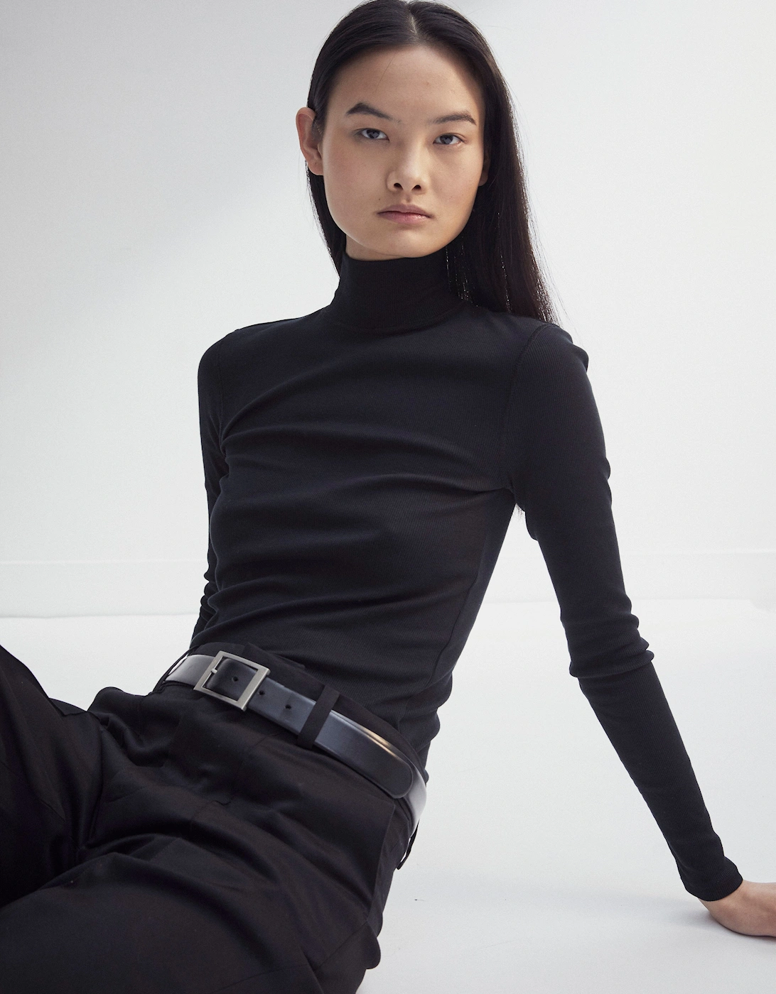 Suri Classic Rib High Neck Top in Black, 4 of 3