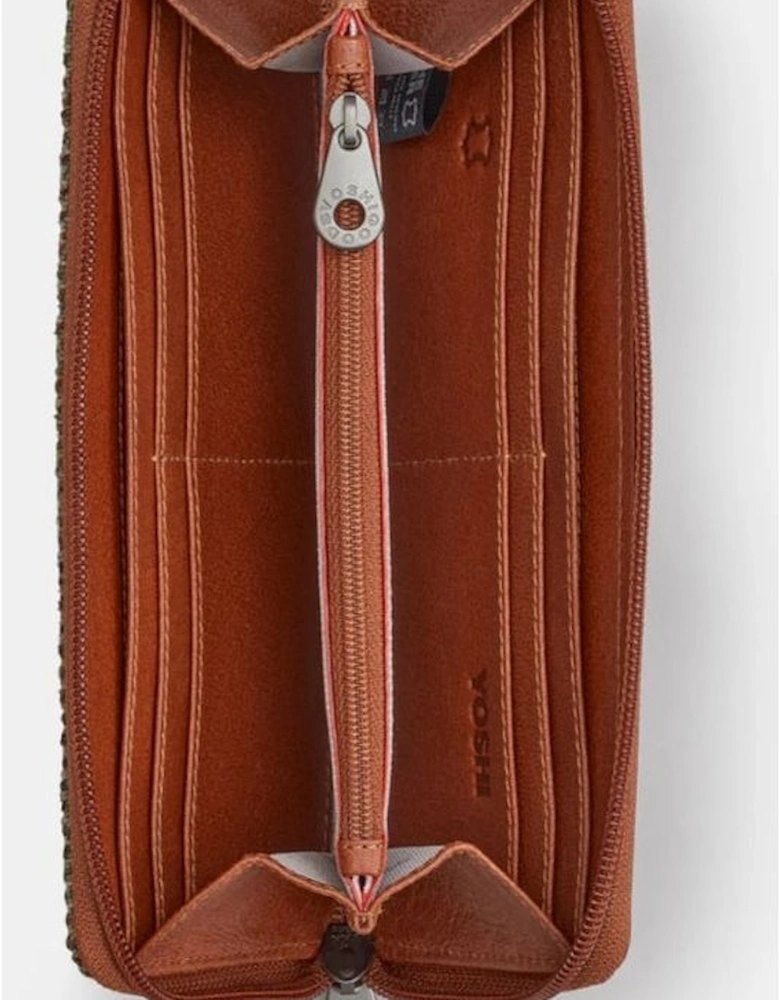 Highland Stag Zip Around Purse Y1257