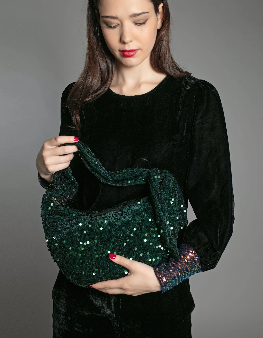 NESSA HALF MOON SEQUIN BAG IN GREEN