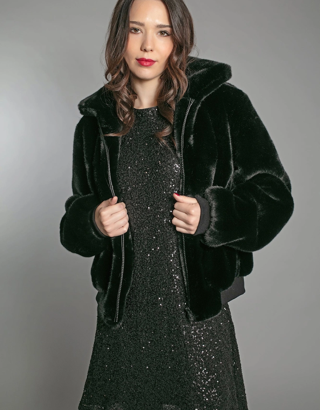 DUSTY SEQUIN T SHIRT DRESS IN BLACK