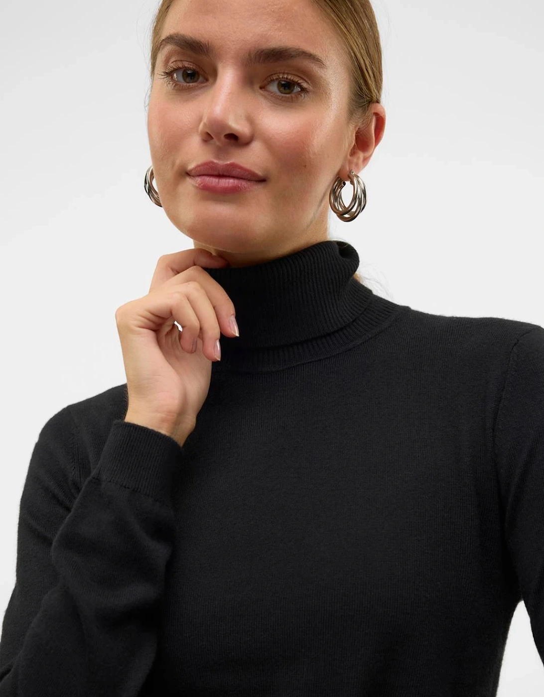 Iris Long Sleeve Rollneck Pullover Black