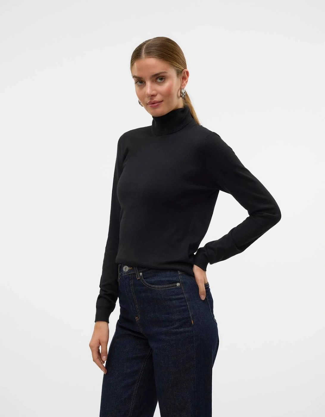 Iris Long Sleeve Rollneck Pullover Black