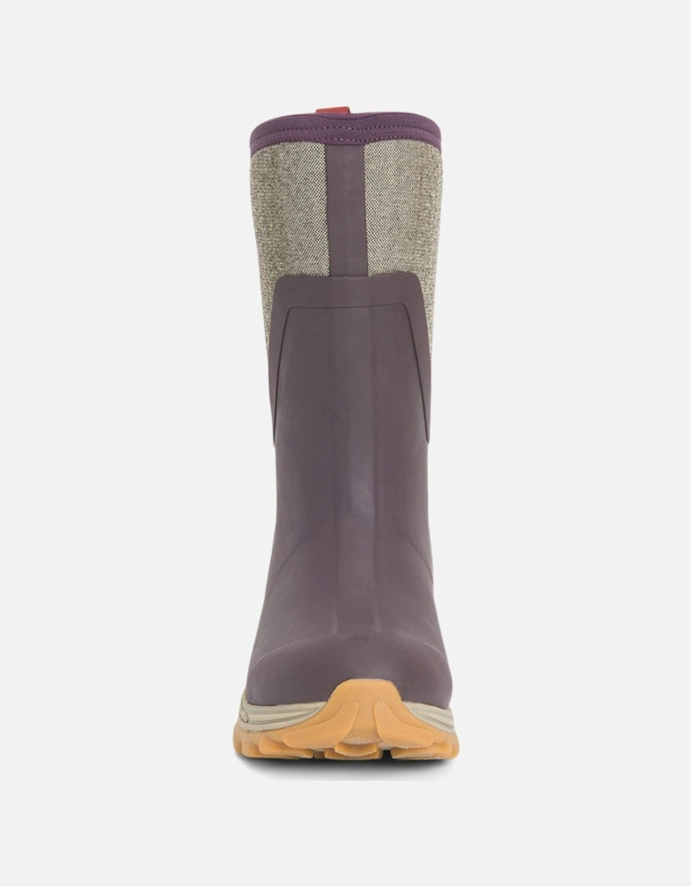 Muck Boots model Arctic Sport Mid Wellington Boots Female in Wine