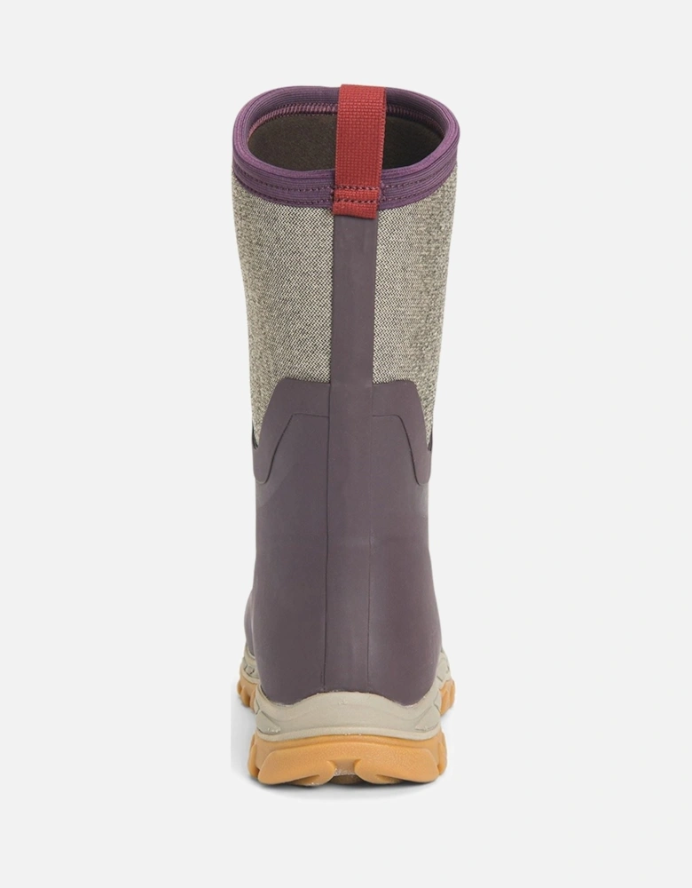 Muck Boots model Arctic Sport Mid Wellington Boots Female in Wine