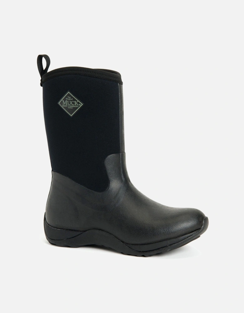 Muck Boots model Arctic Weekend Pull On Wellington Boot Female in Black