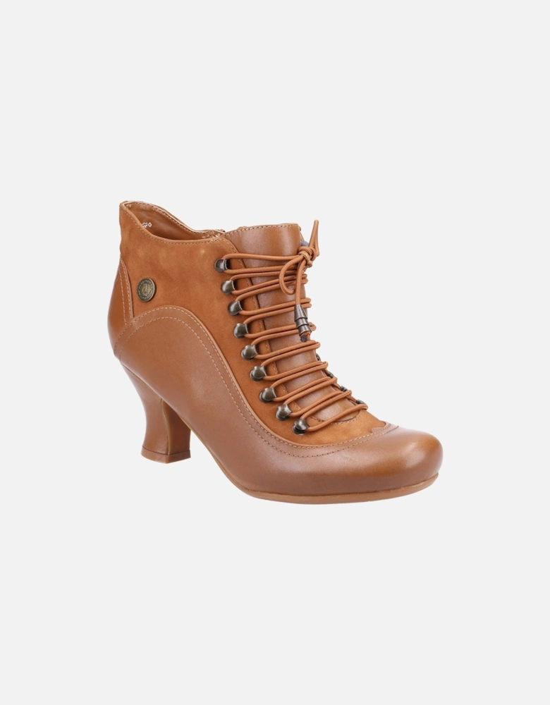 model Vivianna Heeled Boot Female in Tan