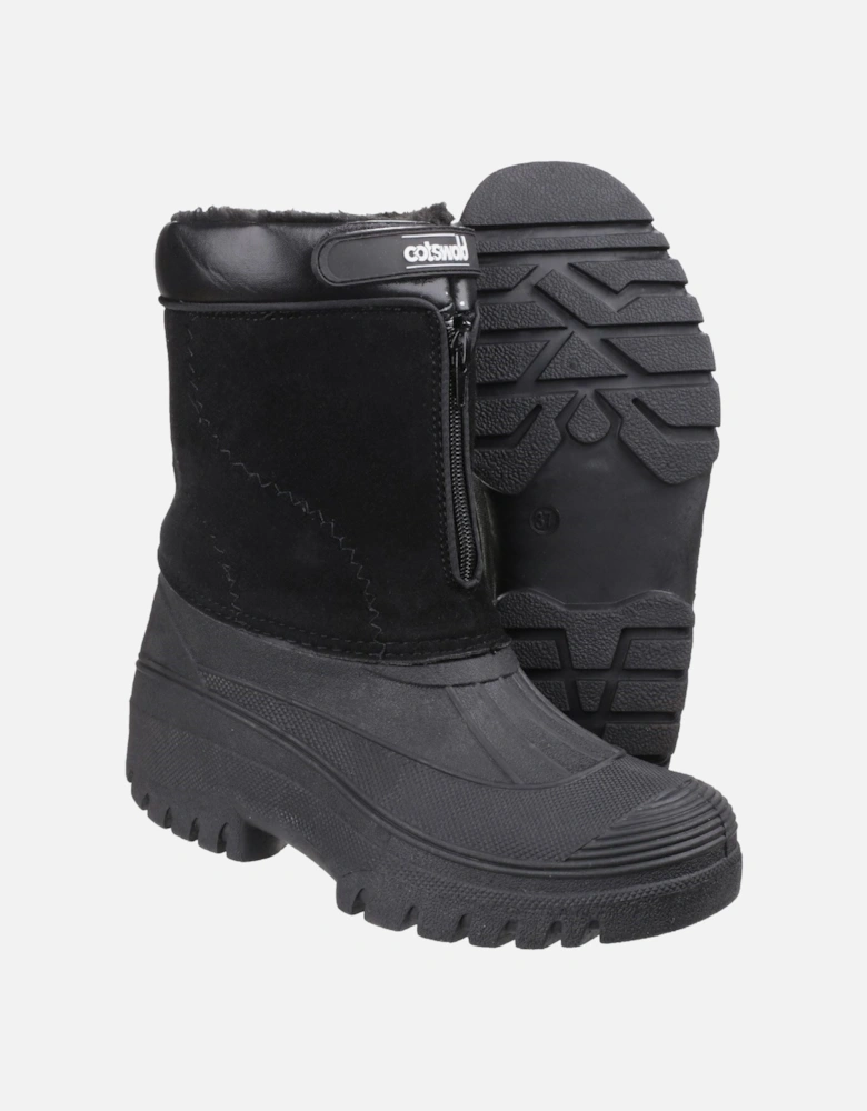 model Venture Waterproof Winter Boot Female in Black