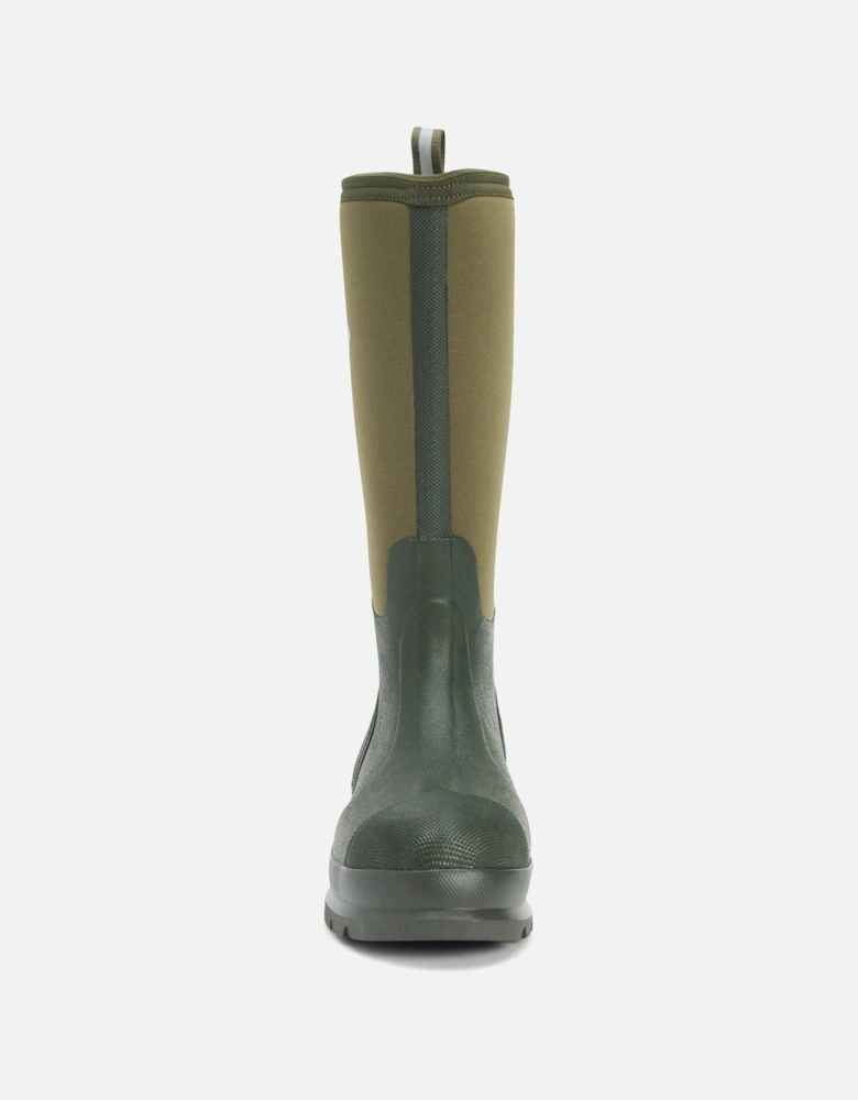 Muck Boots model Chore Classic Hi Patterned Wellington Unisex in Moss