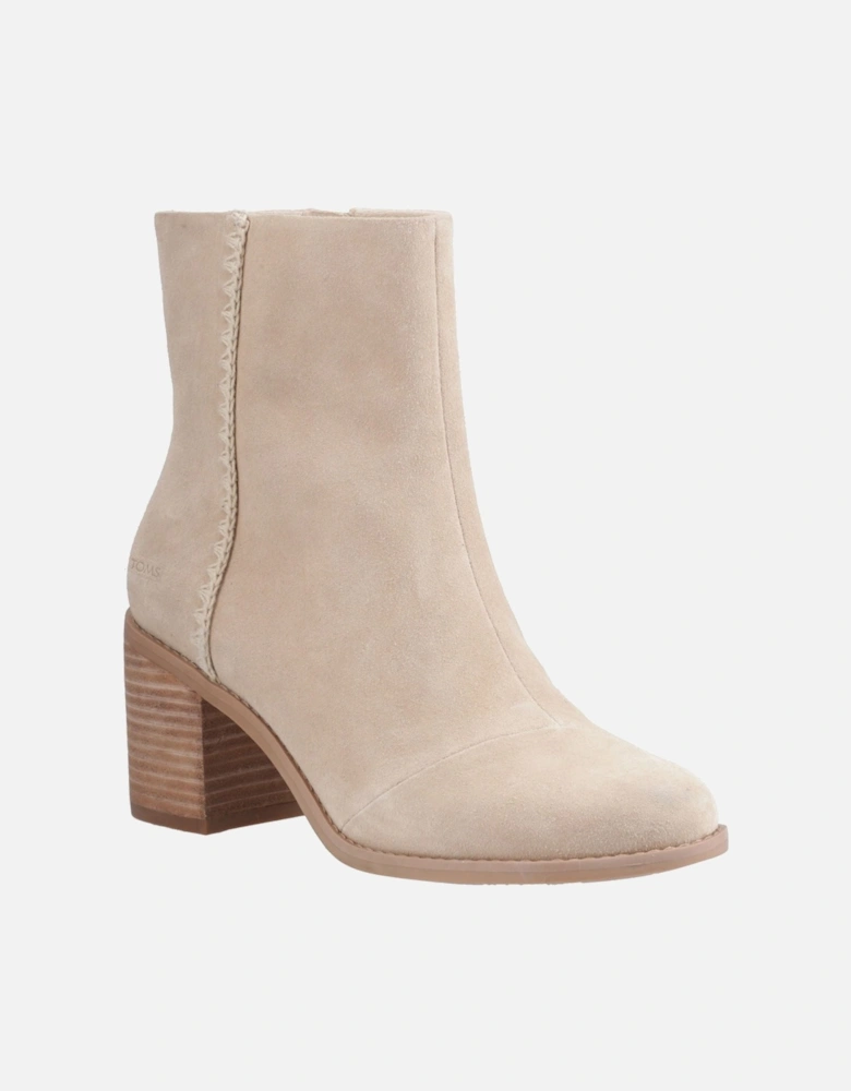 model Evelyn Ankle Boot Female in Natural