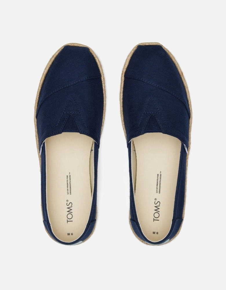 model Alpargata Rope Shoe Female in Navy