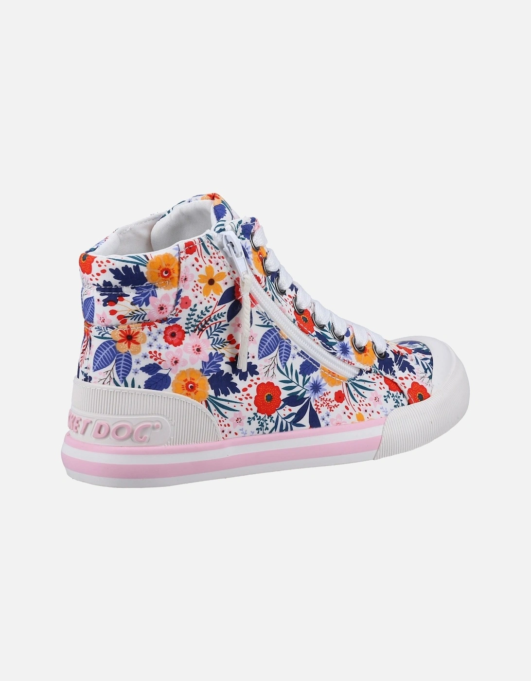 model Jazzin Malden Floral Shoes Female in White/Multi