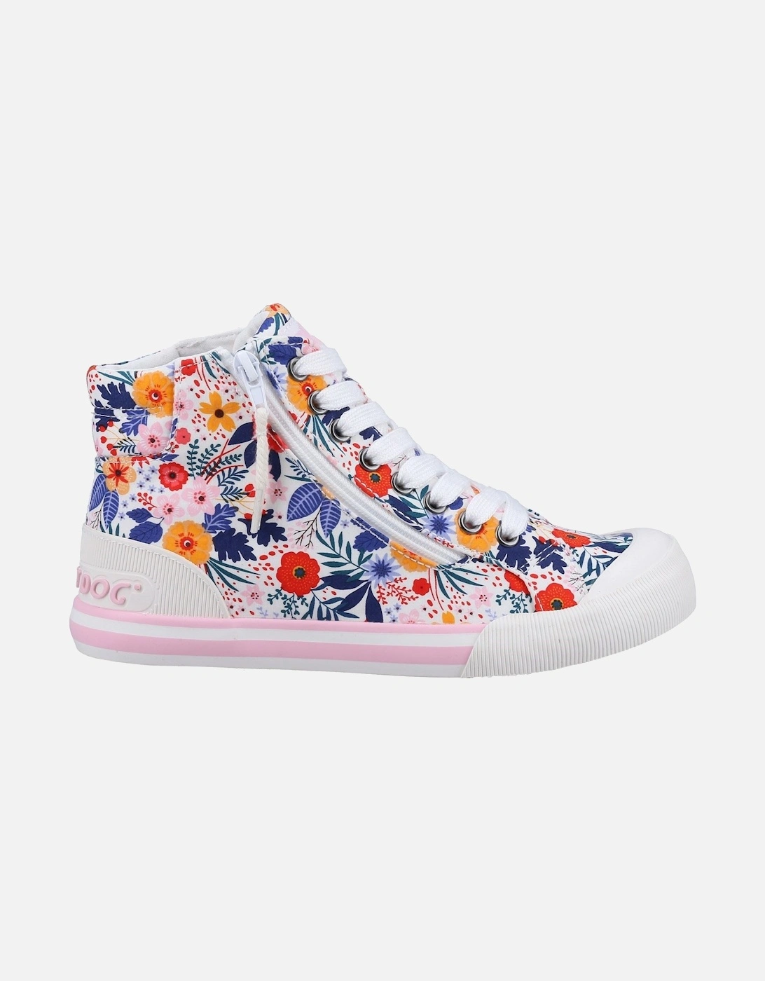 model Jazzin Malden Floral Shoes Female in White/Multi