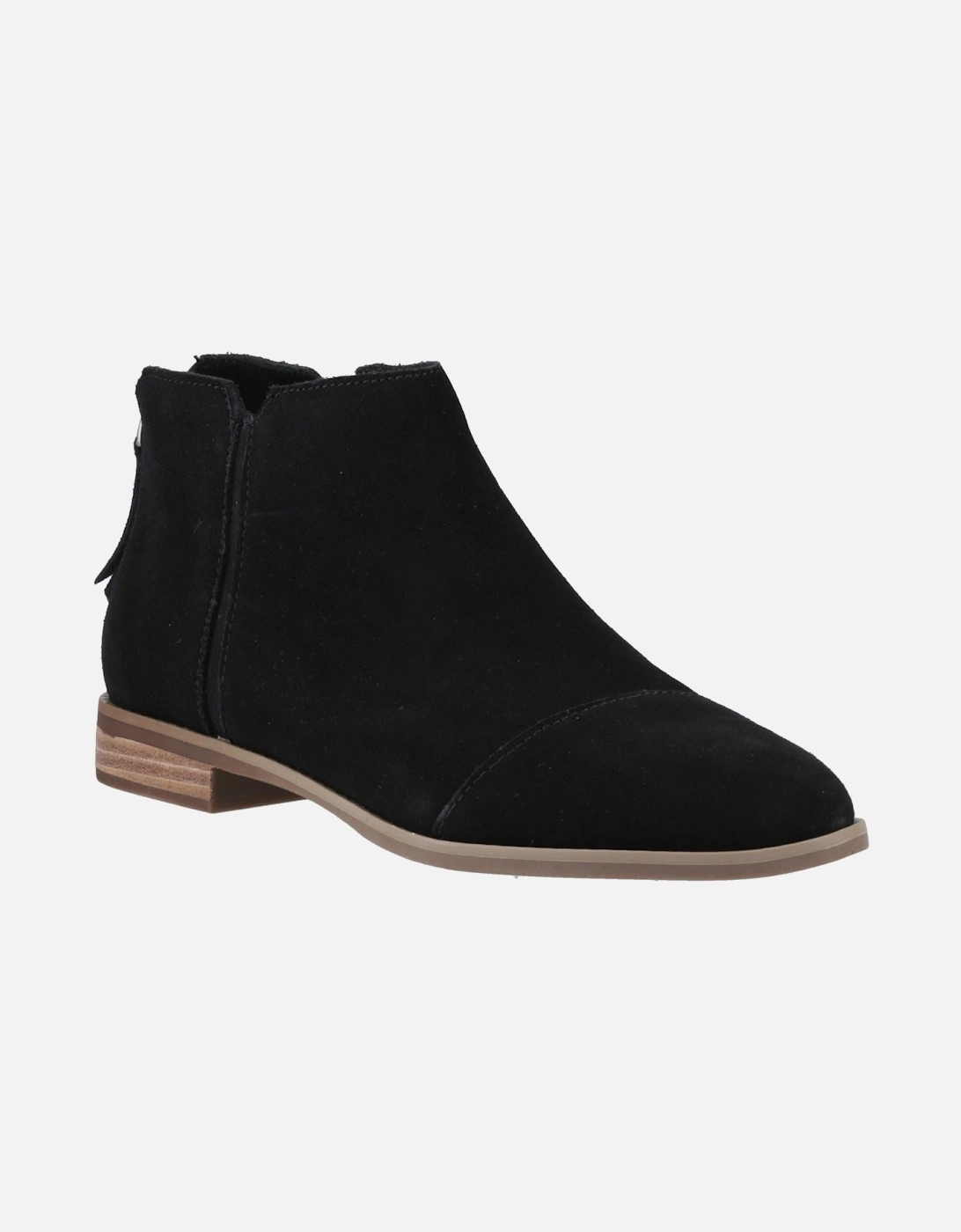 model Rylie Ankle Boot Female in Black, 6 of 5