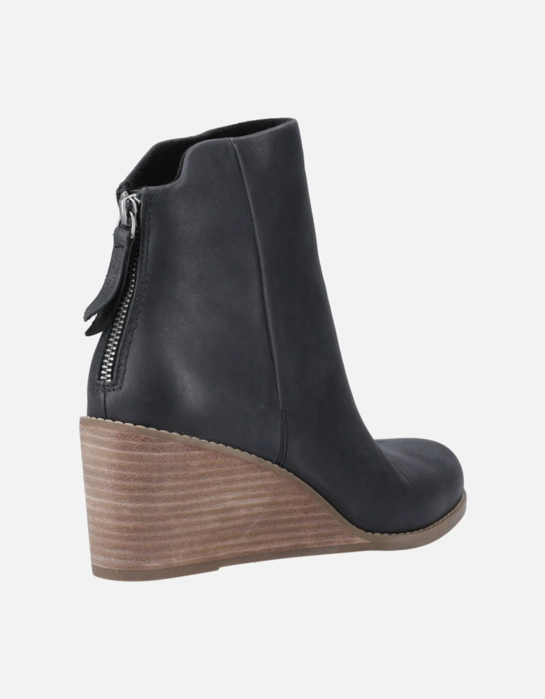 model Casey Ankle Boot Female in Black