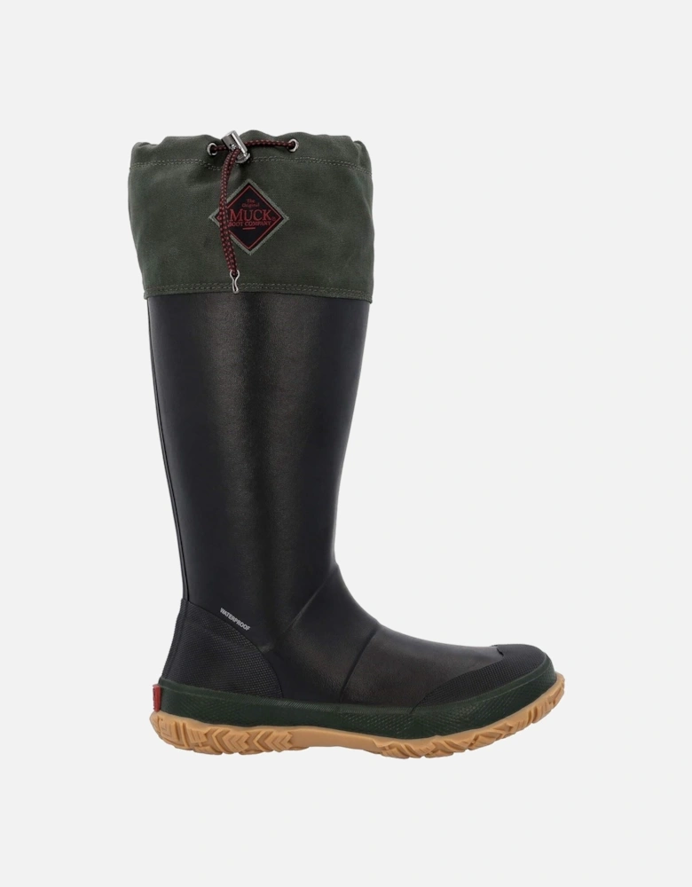 Muck Boots model Forager Wellingtons Unisex in Black/Moss Green