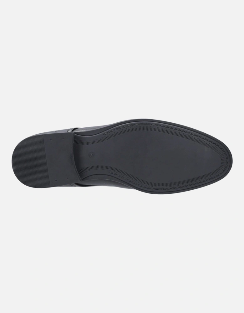 model Oscar Clean Toe Shoe Male in Black