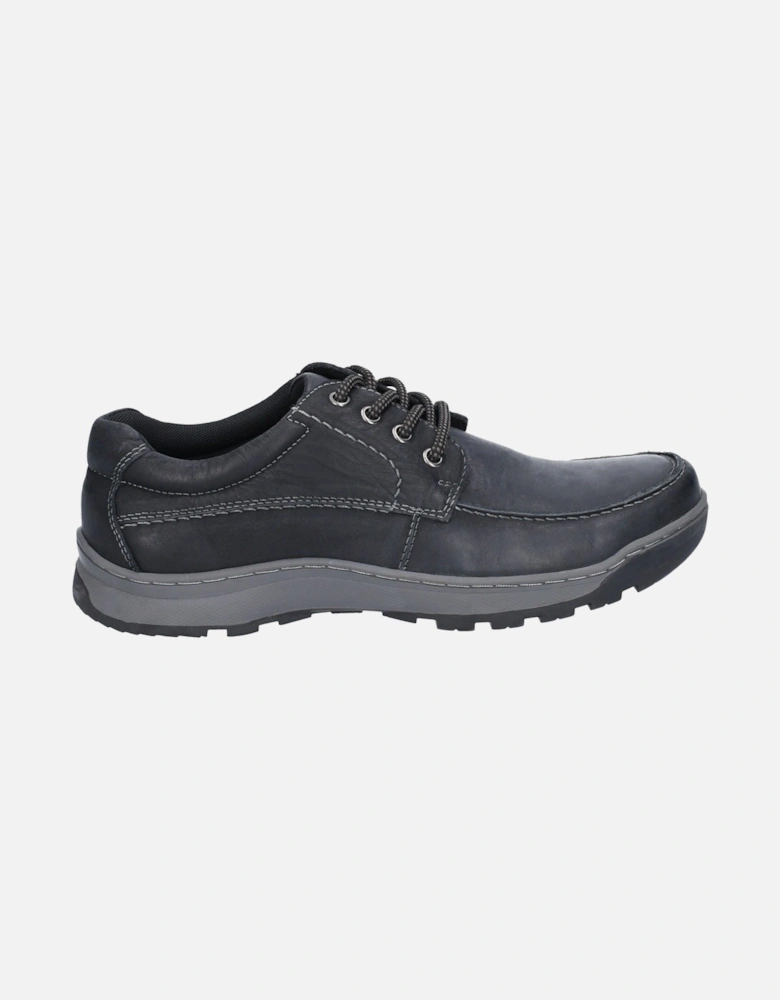 model Tucker Lace Shoe Male in Black