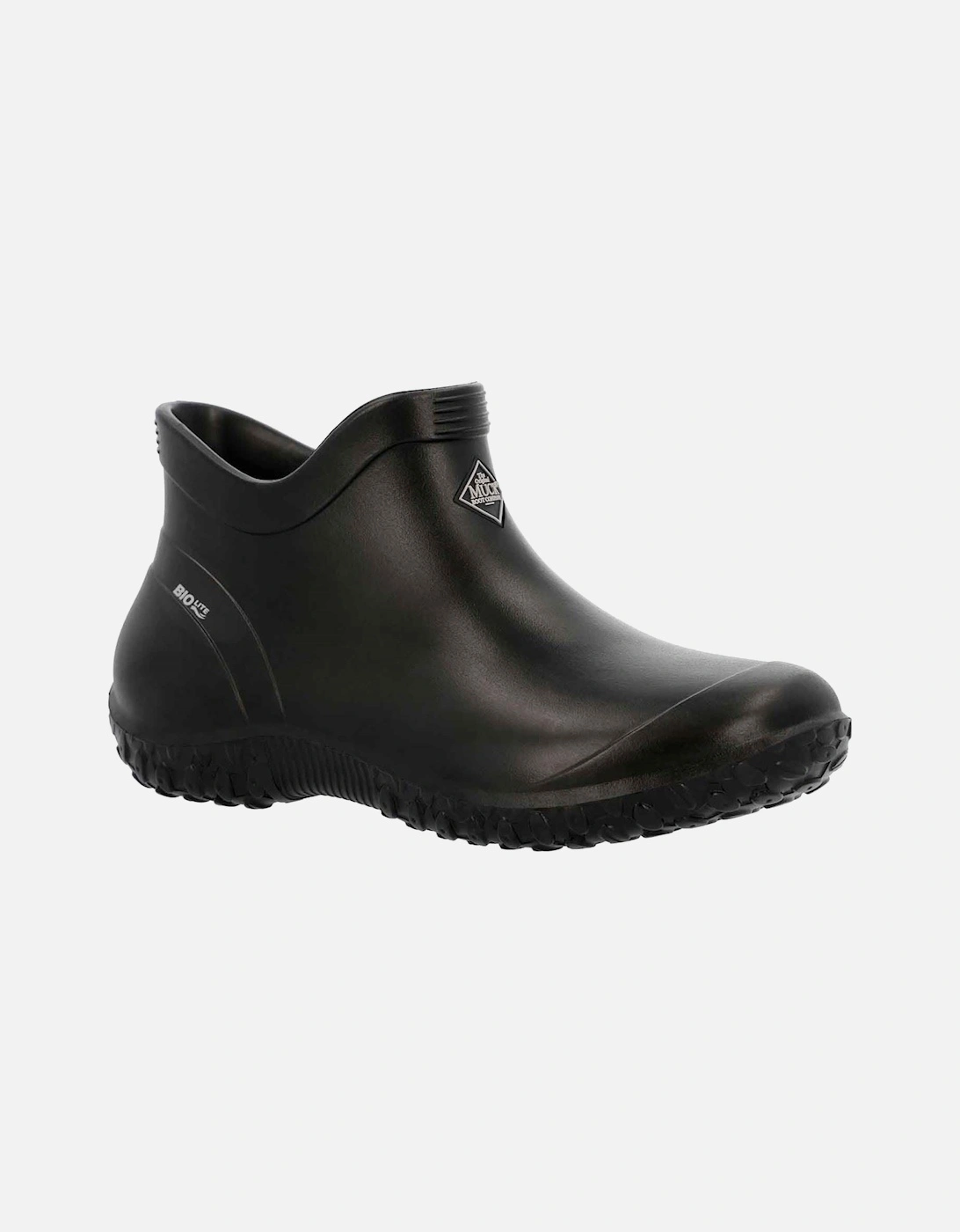 Muck Boots model Muckster Lite Ankle Boot Female in Black