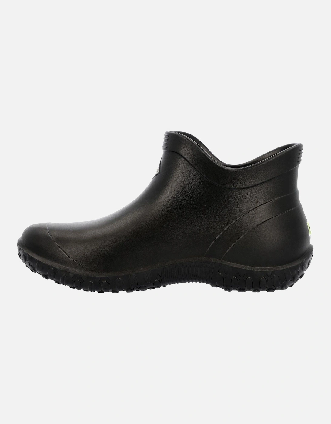 Muck Boots model Muckster Lite Ankle Boot Female in Black