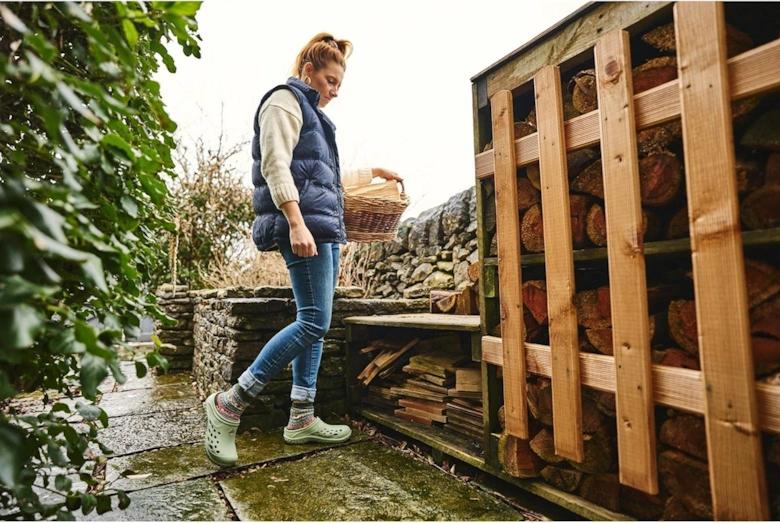 Muck Boots model Muckster Lite Clog Female in Resida Green