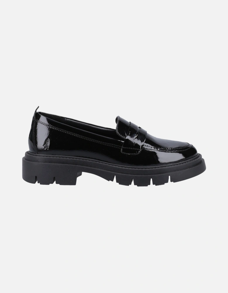 model Reece Loafer Female in Black