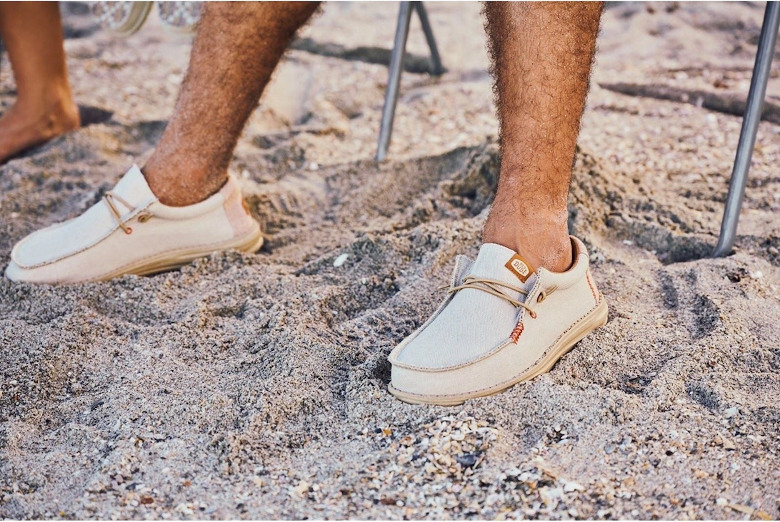 HEYDUDE Wally Coastline Canvas Men's Stone White Boat Shoes