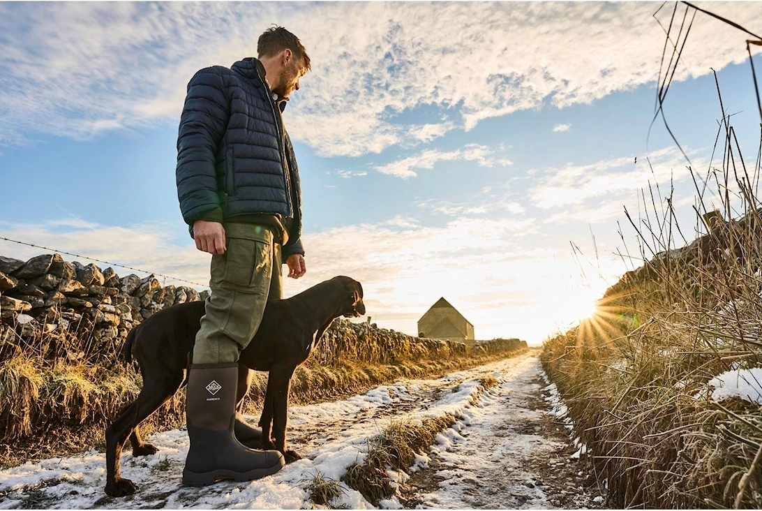 Muck Boots model MB Derwent II Boot Unisex in Black/Bark