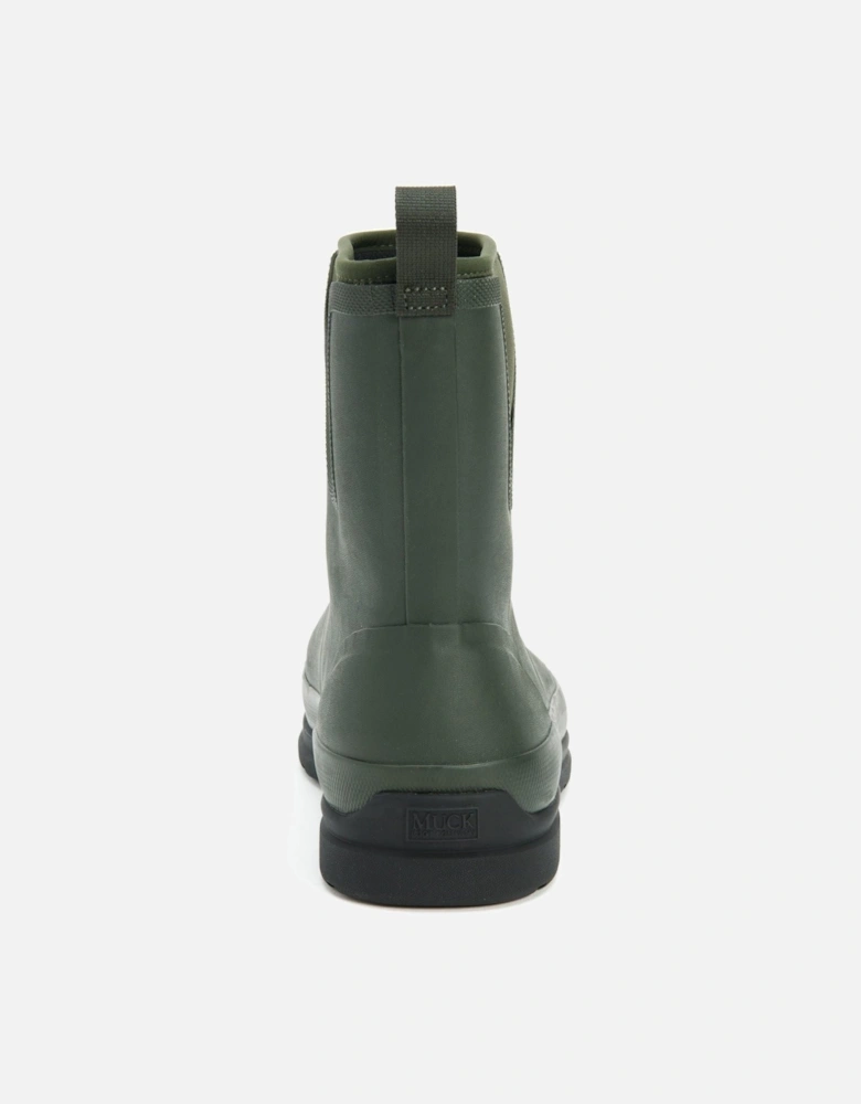 Muck Boots model Originals Pull On Mid Boot Unisex in Moss