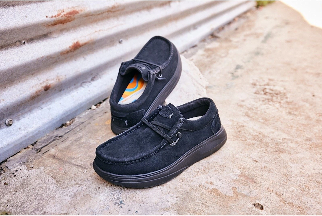 HEYDUDE model Wally X Suede Shoes Male in Black