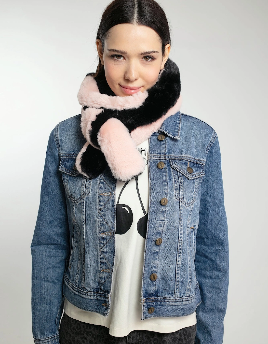 STRIPE PASHA BLACK MIX, 2 of 1