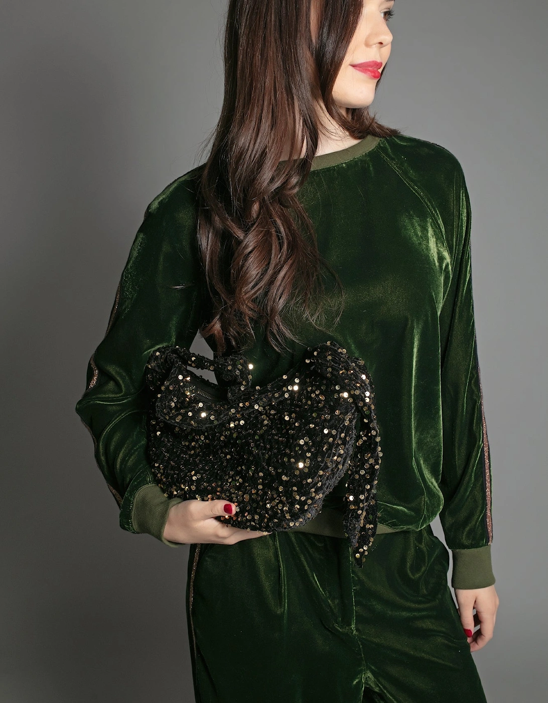 NESSA HALF MOON SEQUIN BAG GOLD