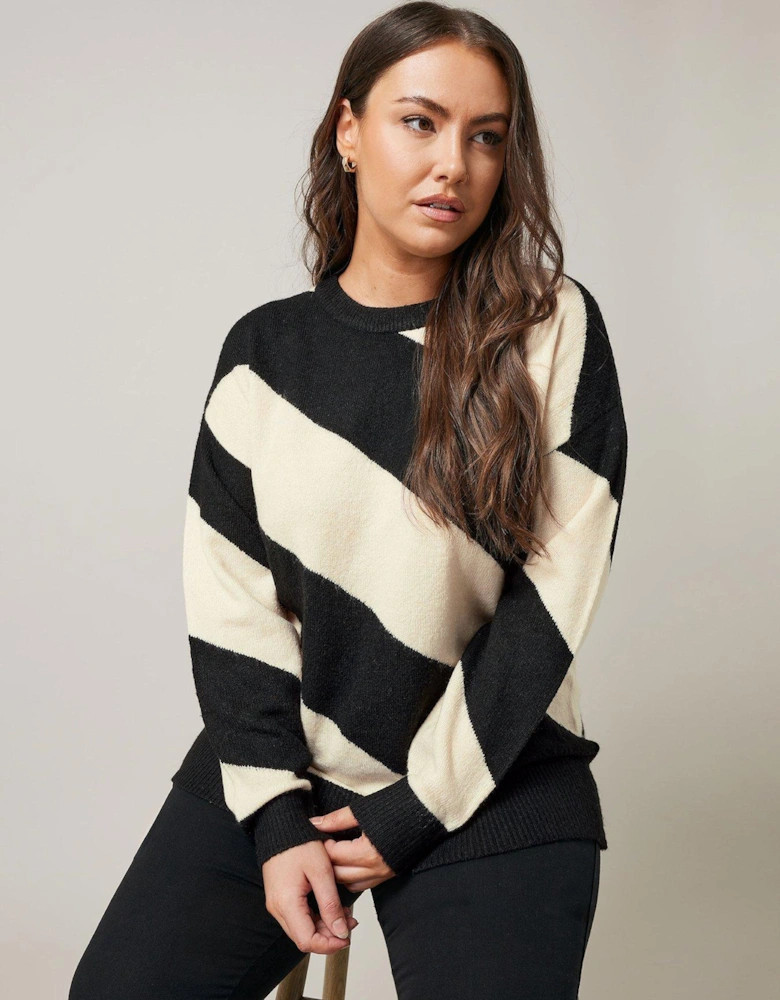 Diagonal Stripe Jumper - Ivory