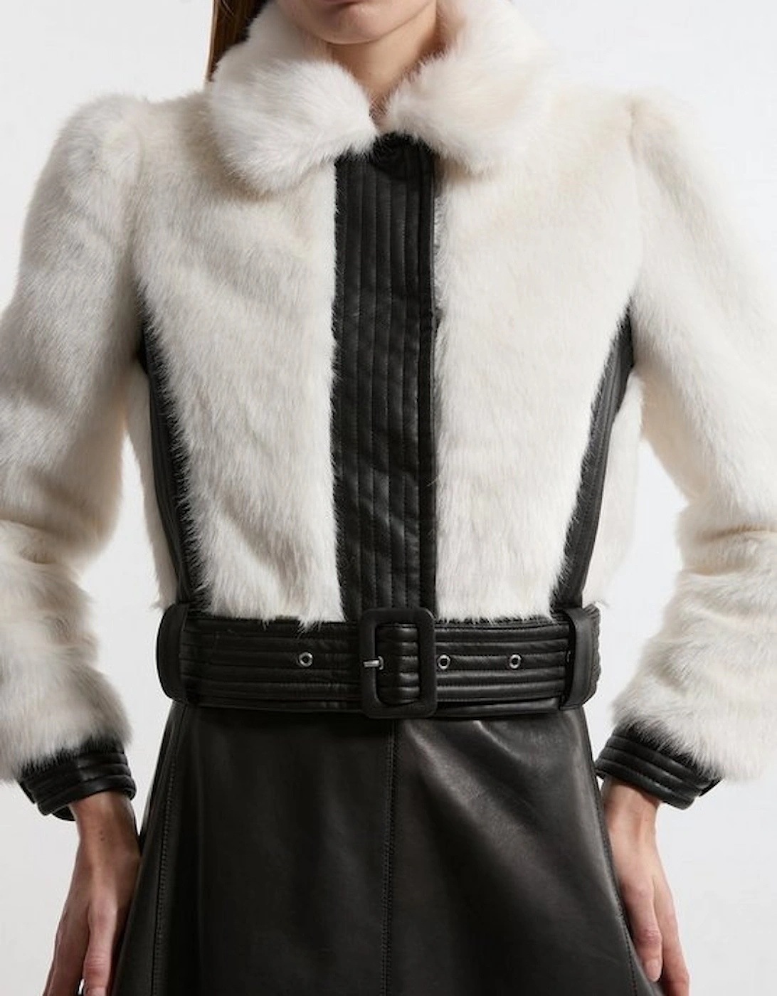 Petite Faux Fur Pu Panelled Belted Cropped Jacket