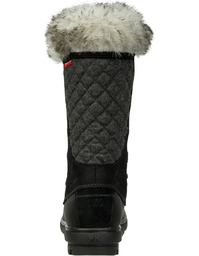 model Garibaldi Winter Boots Female in Jet Black