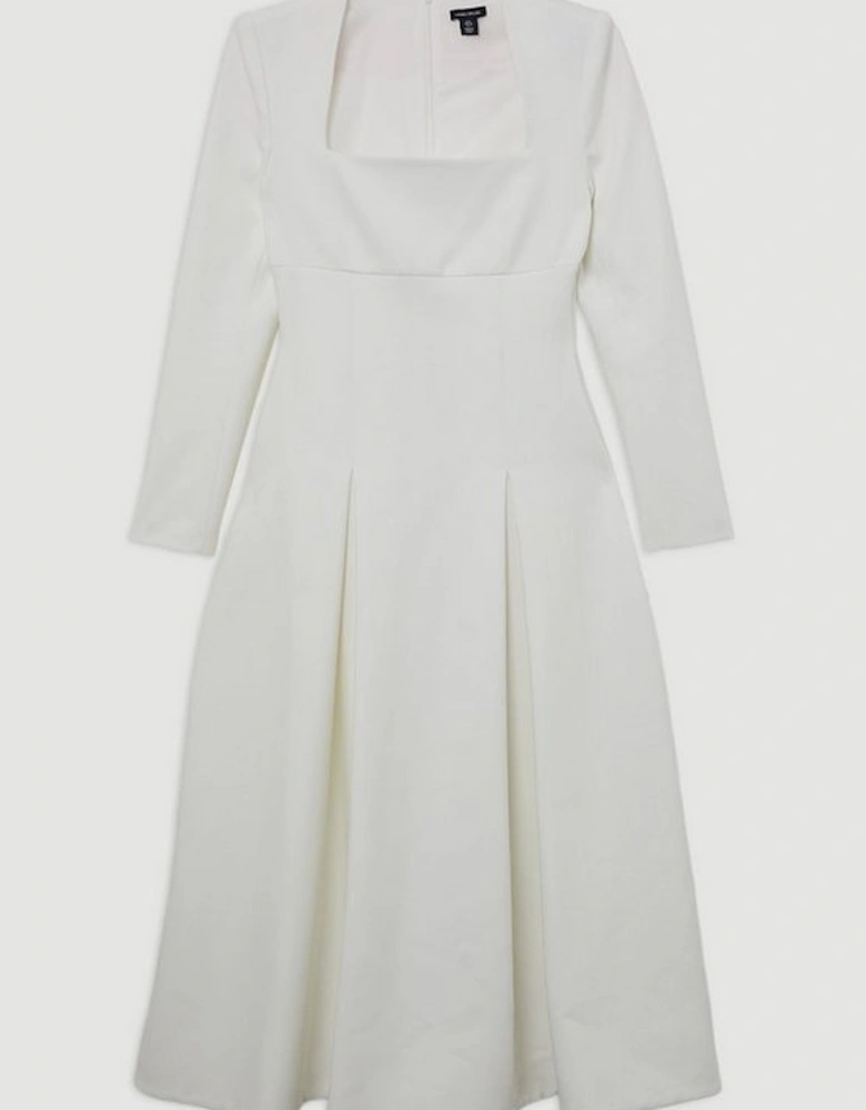 Clean Tailored Sweetheart Neckline Midi Dress
