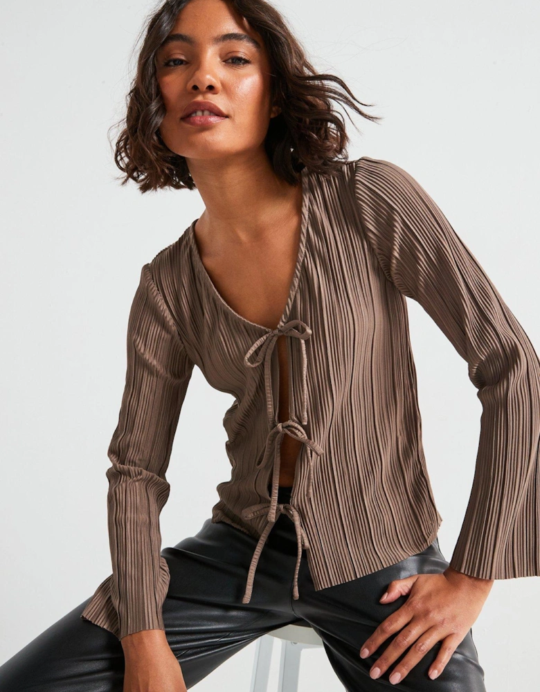 Long Sleeve Tie Pleat Top - Brown